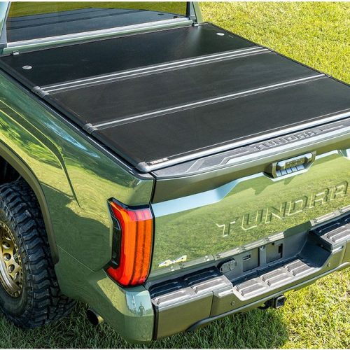 Undercover Triad Hard Folding Tonneau Cover 07-23 Tundra 5.5ft Bed
